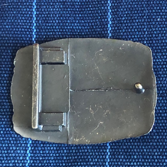 DONATED Bronze/ Antique Brass colored Belt Buckle - Picture 2 of 2